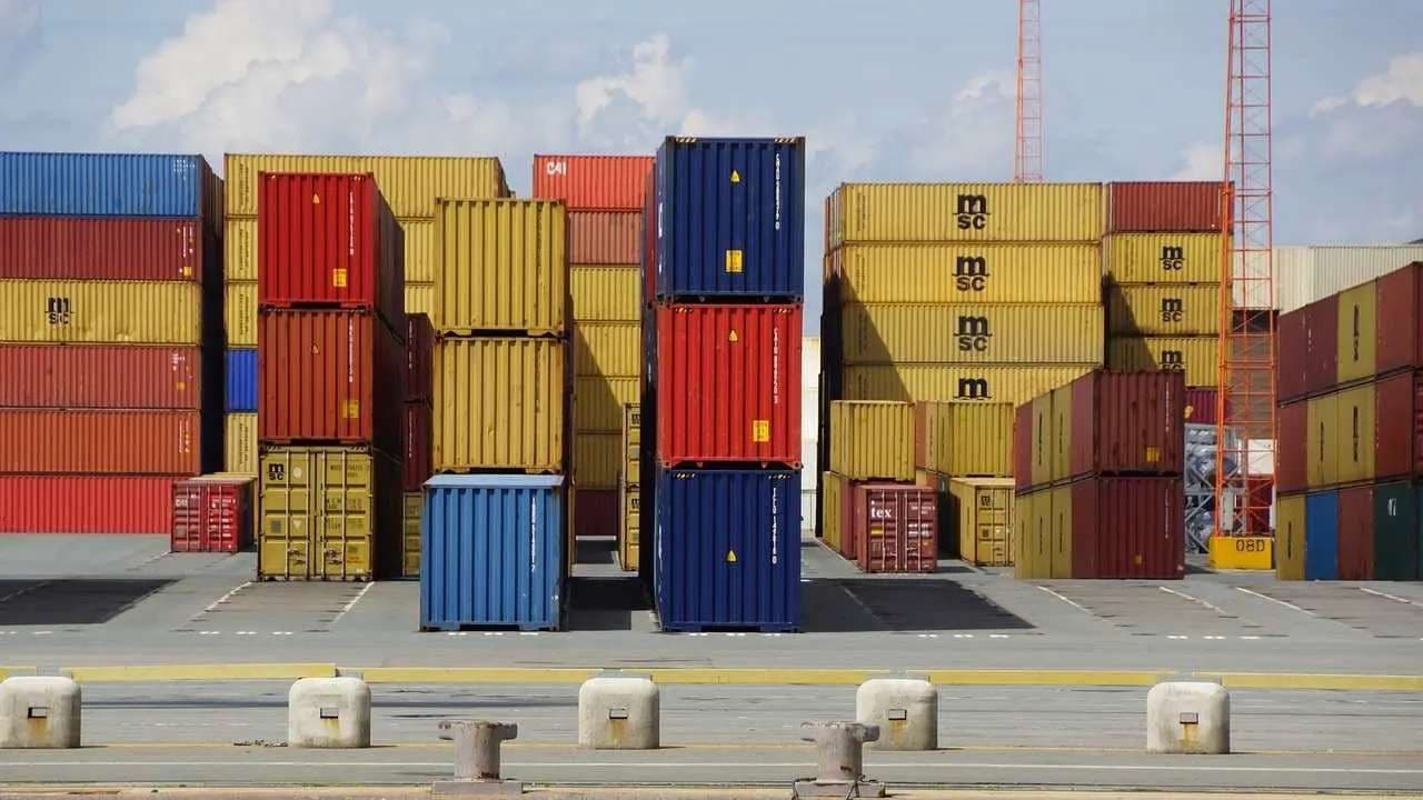 Superávit Comercial Récord en Argentina: ¿Ventaja Estratégica o Espejismo Económico?