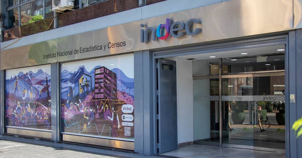 El Desempleo en Argentina Sube, Señal de Alarma en Plena Recesión Económica
