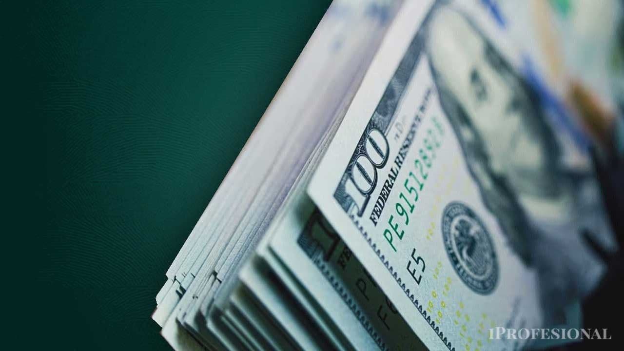 La City Redefine el Dólar: ¿Consolidación o Calma Precaria bajo la Estrategia de Caputo?