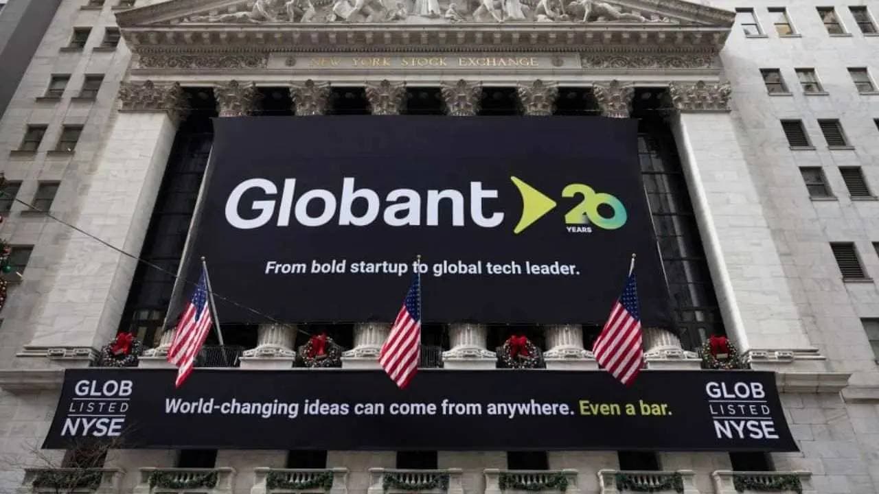 Globant y la Tormenta de la IA: Anatomía de un Desplome Bursátil y la Reconfiguración del Sector Tecnológico