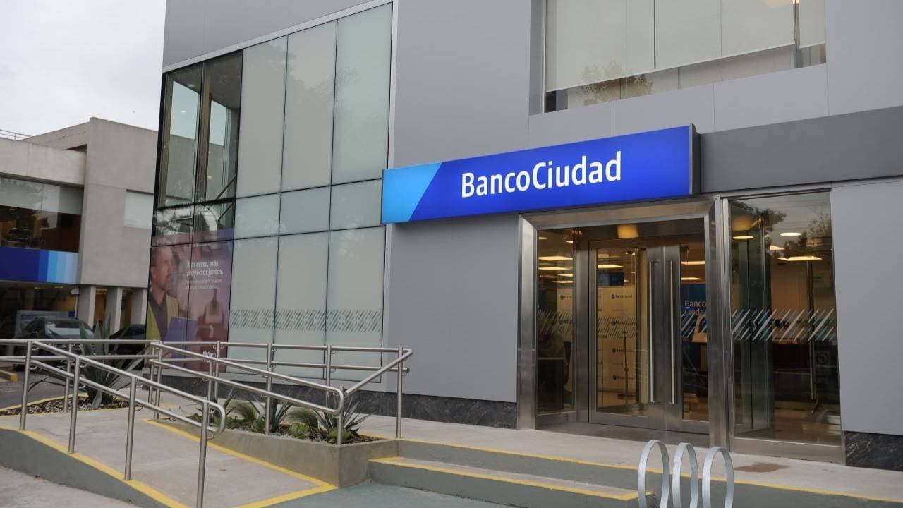 Plazos Fijos vs. Dólar: La Reconfiguración de la Rentabilidad en Pesos bajo Inflación Moderada