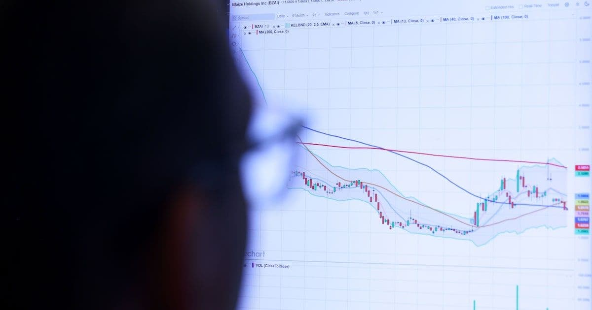 Merval Argentino: Oportunidades Bursátiles en el Corto Plazo y la Sombra de las Elecciones 2027