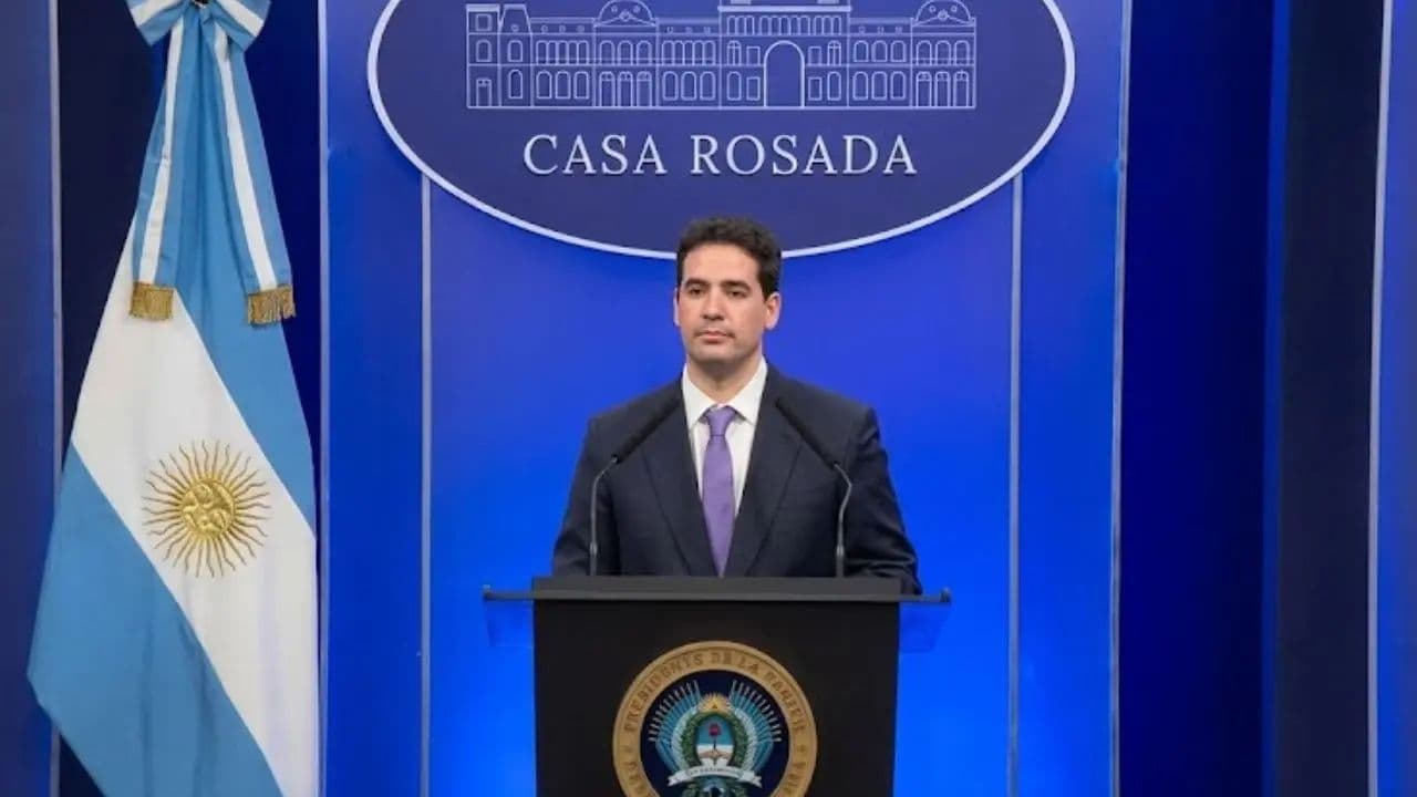 Argentina: El Dólar en la Mira, ¿Hacia los $1.800 en un Ajuste Controlado o un Riesgo Creciente?