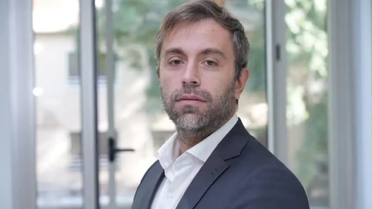 Créditos en Dólares: La Apuesta Argentina para Desbloquear la Inversión Productiva y Revitalizar la Construcción