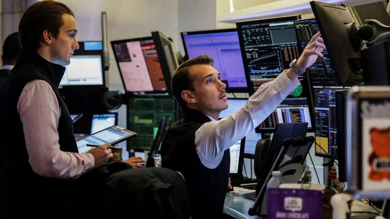 Bitcoin en la Encrucijada: Entre el Miedo Extremo, la Baja Volatilidad y la Sombra de la Fed
