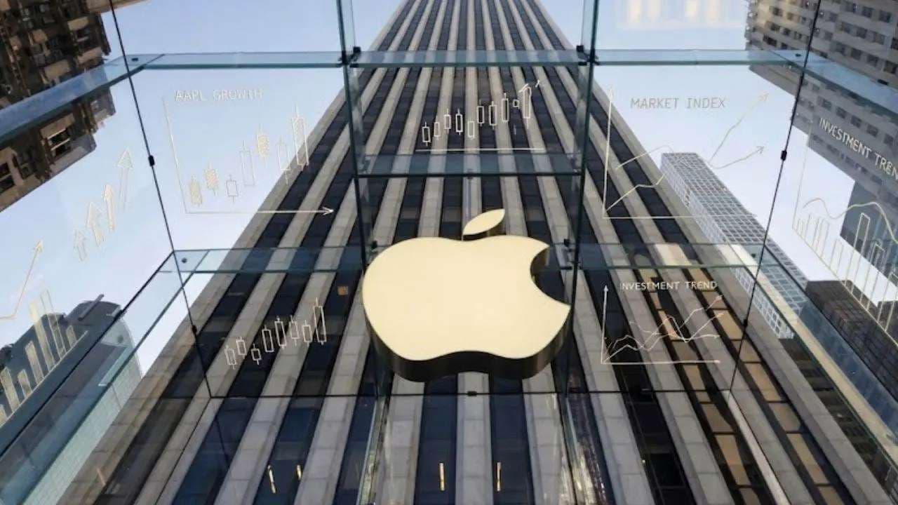 Apple a Prueba: Un Balance Récord Bajo el Acecho de los Costos Globales y sus Implicaciones para Inversores