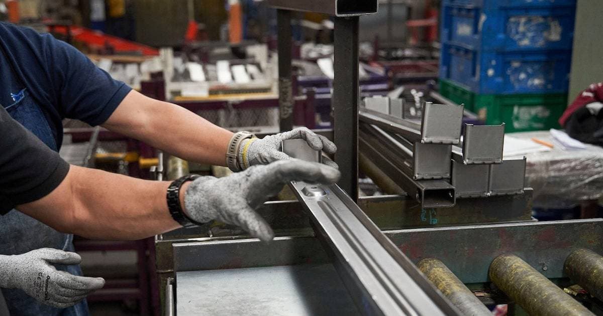 Crisis Industrial en Buenos Aires: La UIPBA Pide Eliminar Ingresos Brutos para Salvar Pymes y Empleo