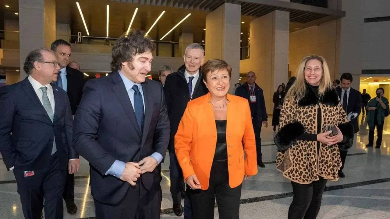 El FMI valida la hoja de ruta económica argentina: ¿Hacia una nueva era de confianza en los mercados?
