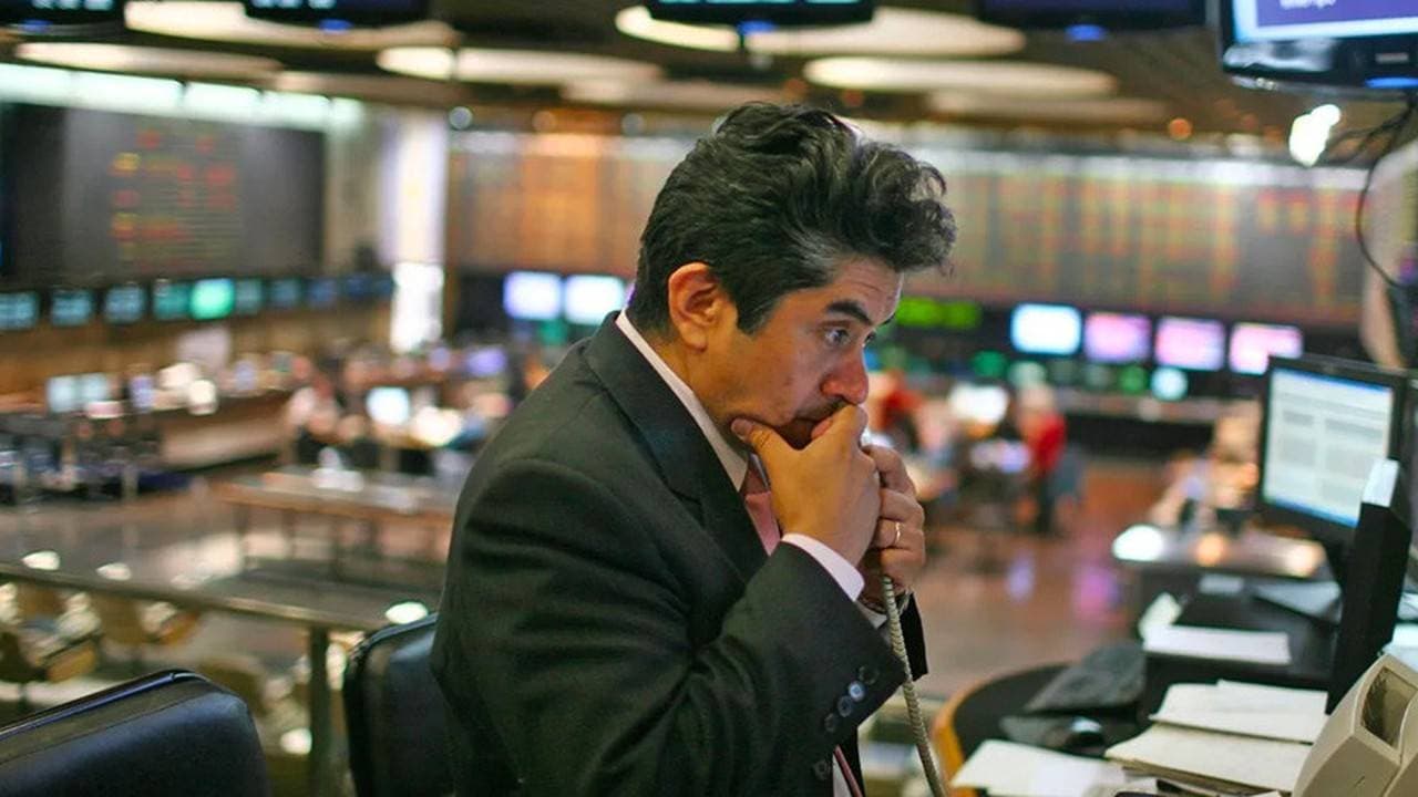 Activos Argentinos en una Pausa Volátil: La Batalla Contra el Riesgo País y las Tasas Globales