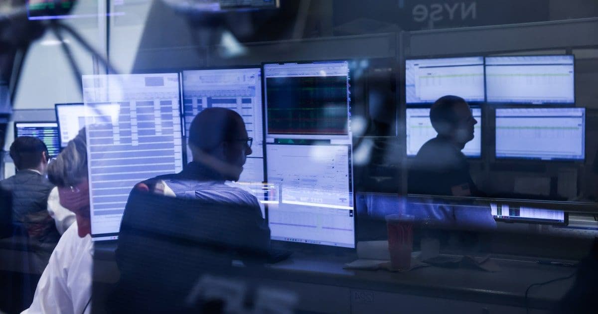 El Desafío Pospuesto: Argentina entre el Optimismo Crediticio y el Horizonte de Vencimientos Críticos