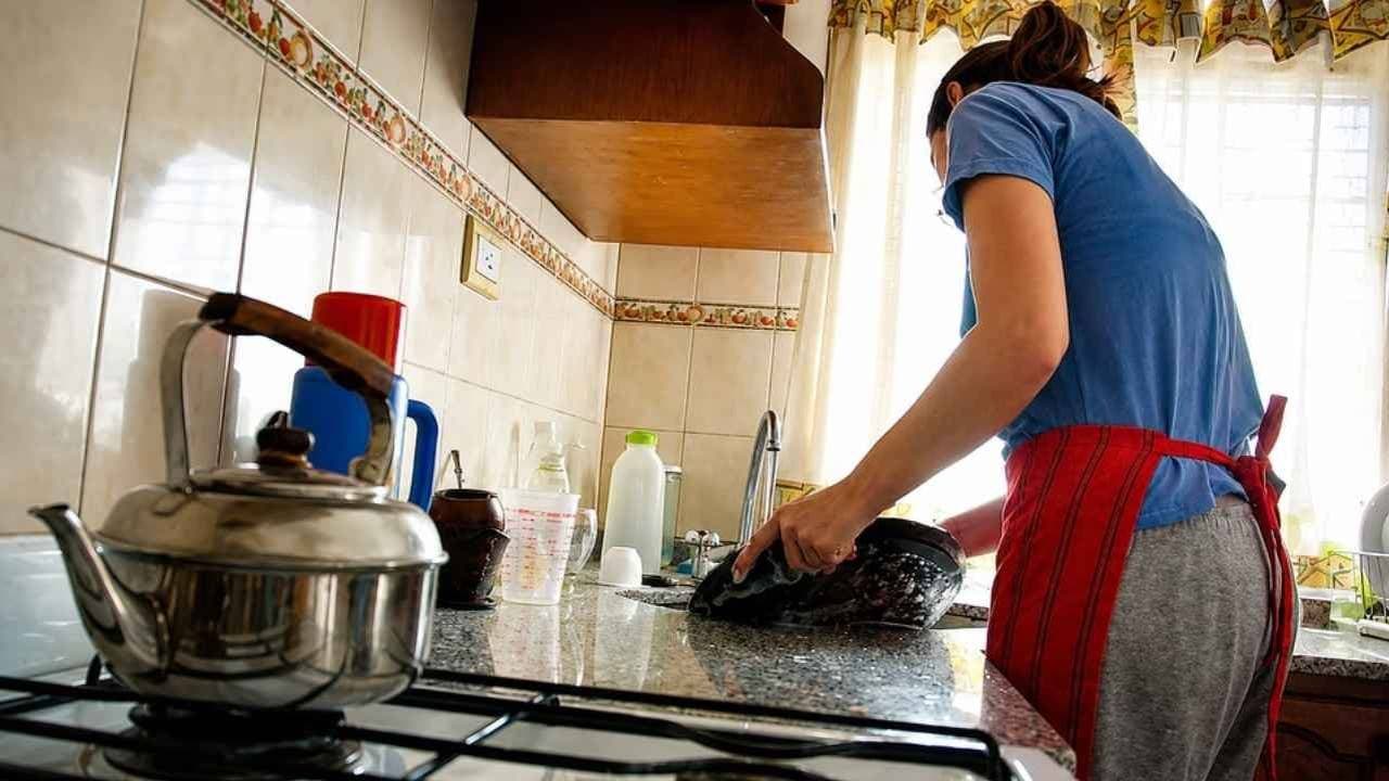 Ajustes Salariales para Empleadas Domésticas: Entre la Actualización Nominal y el Desafío Inflacionario de 2026