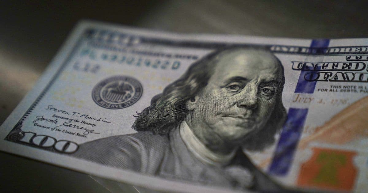 Argentina: La Mejora Crediticia Abre la Puerta a Financiamiento y el Desafío de Consolidar la Estabilidad