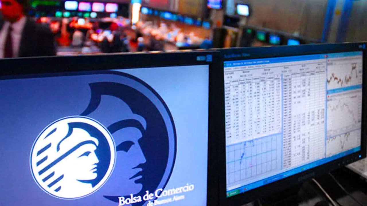 Mercado Argentino: Agosto Demanda Cautela y Selectividad en un Escenario de Incertidumbre Dual