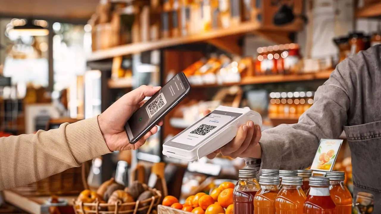 La Batalla por el QR en Argentina: Más de 100 Millones de Operaciones y la "Coopetición" entre Bancos y Fintech
