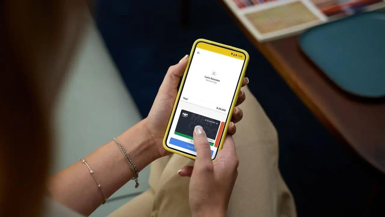 Fintechs Redefinen el Juego Bancario Argentino: La Batalla por la Principalidad y el Impacto en Inversores