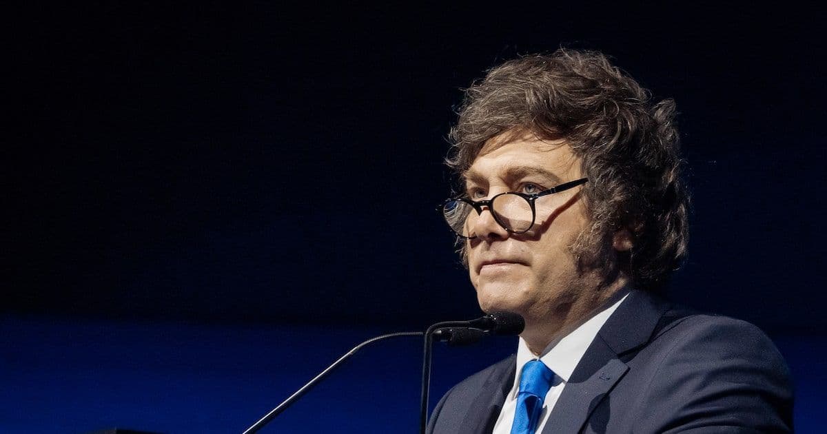 Milei Desafía a los Apostadores del Peso y Proyecta una Argentina con Solidez Financiera