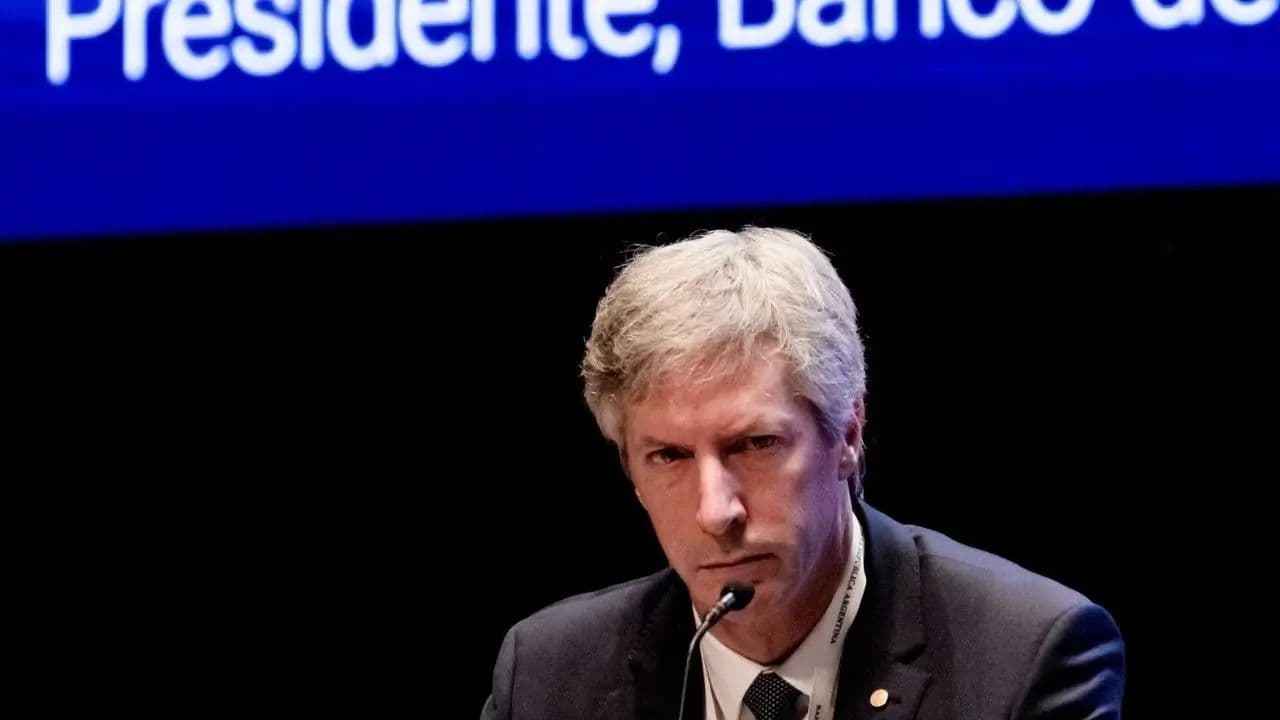 Fintech Argentina: Desafíos de la Morosidad Récord y la Estrategia para Expandir el Crédito Formal