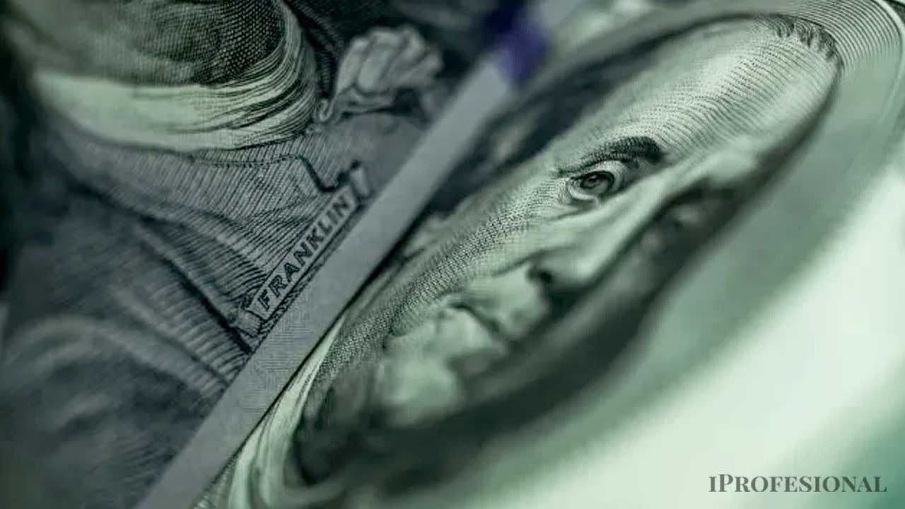 Dólar 2027: Entre la Proyección Oficial y la Cautela del Mercado en Año Electoral