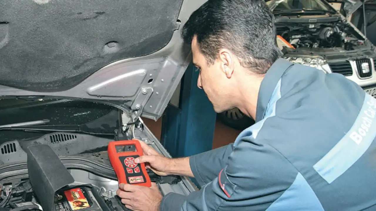 El Alto Costo del Mantenimiento Automotriz Oficial: Un Dilema Financiero para los Propietarios