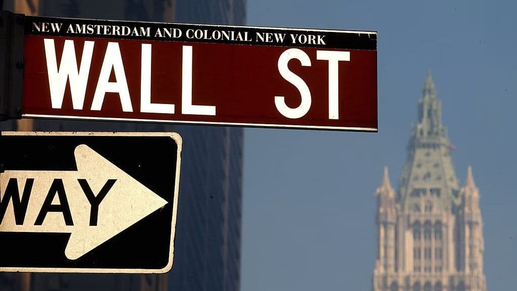 Argentina Desafía a Wall Street: Calma Local Frente a Tasas Alpinas en EE.UU.
